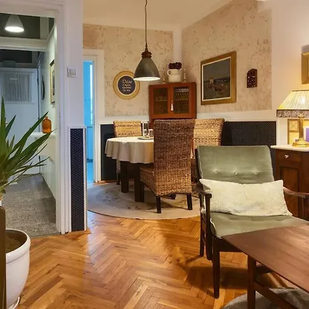 Appartamento The Artist Nest ~ Retro Chic Jewel @ Top Spot *